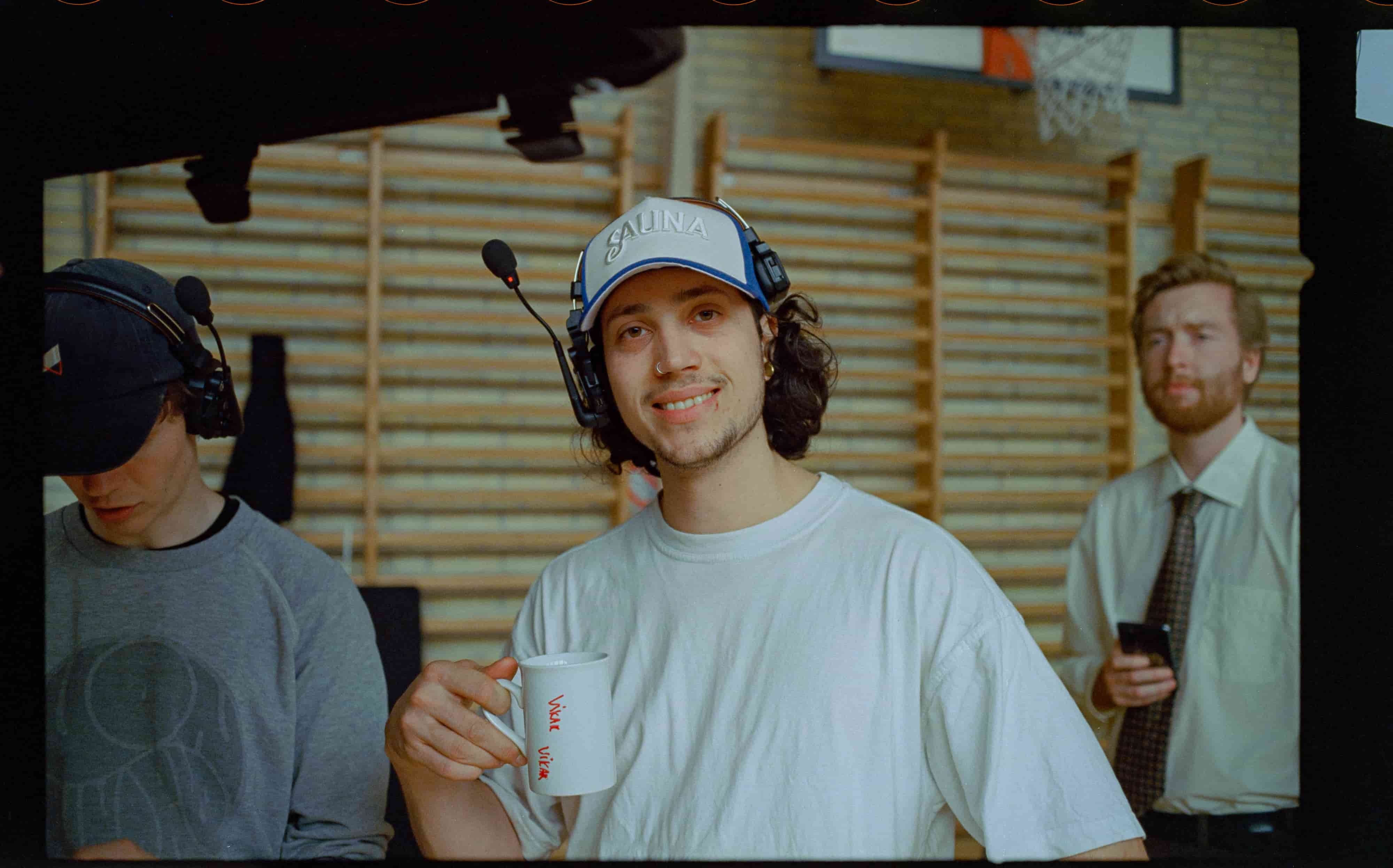 You Like Drugs behind the scenes